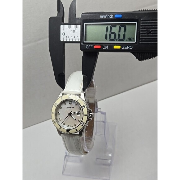 Wenger Swiss Made 7038X Ladies MOP Diamond Dial 100M Sapphire Quartz New Battery - Picture 5 of 11